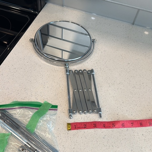 🏴 Wall-Mounted Extendable Mirror with magnification mirror - Picture 4 of 8